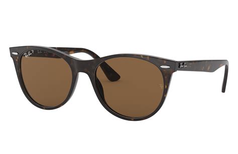 Wayfarer Ii Classic Sunglasses in Spotted Havana .